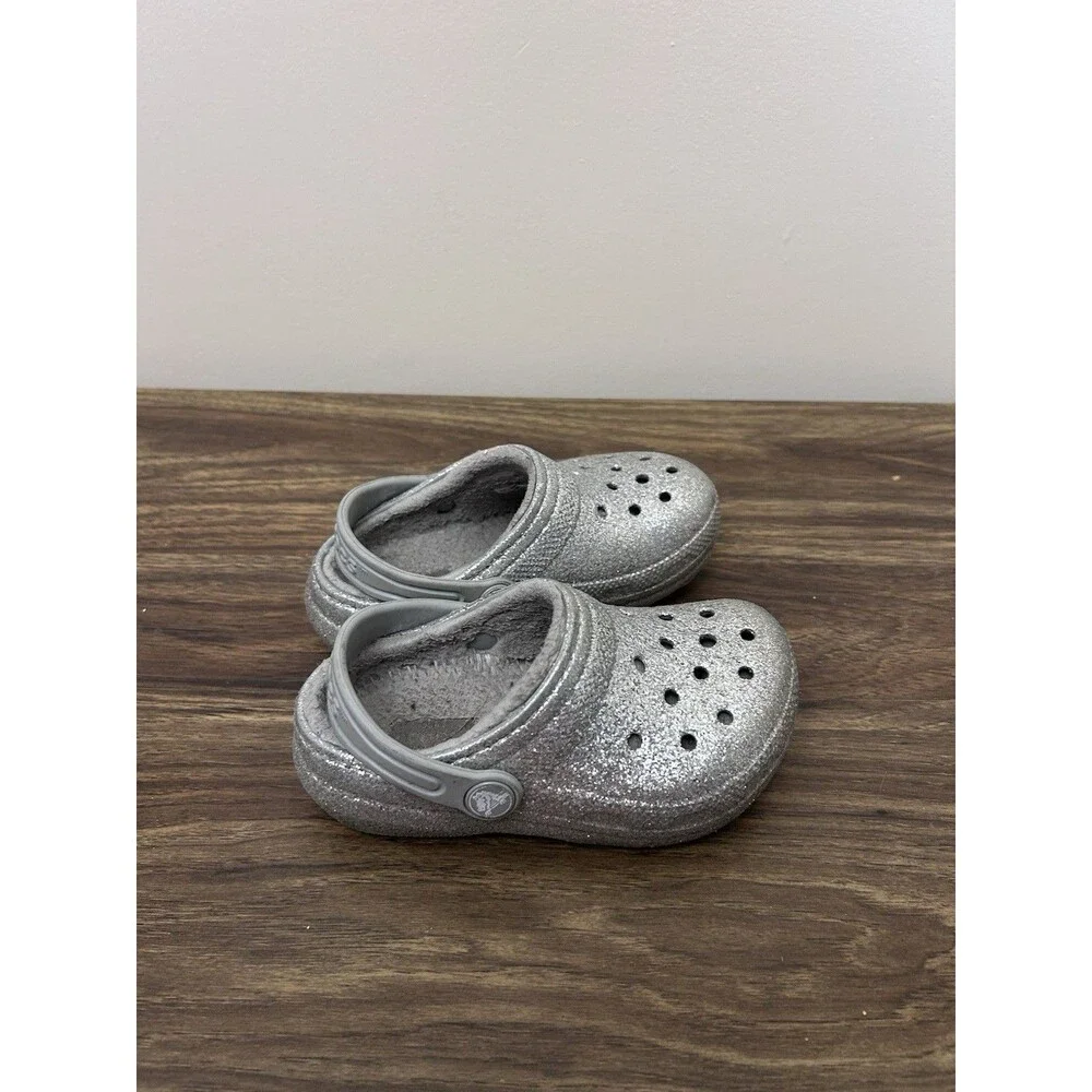 Crocs Classic Glitter Silver Sparkle Fuzzy Lined Clog‎ Unisex Juvenile Size 9
